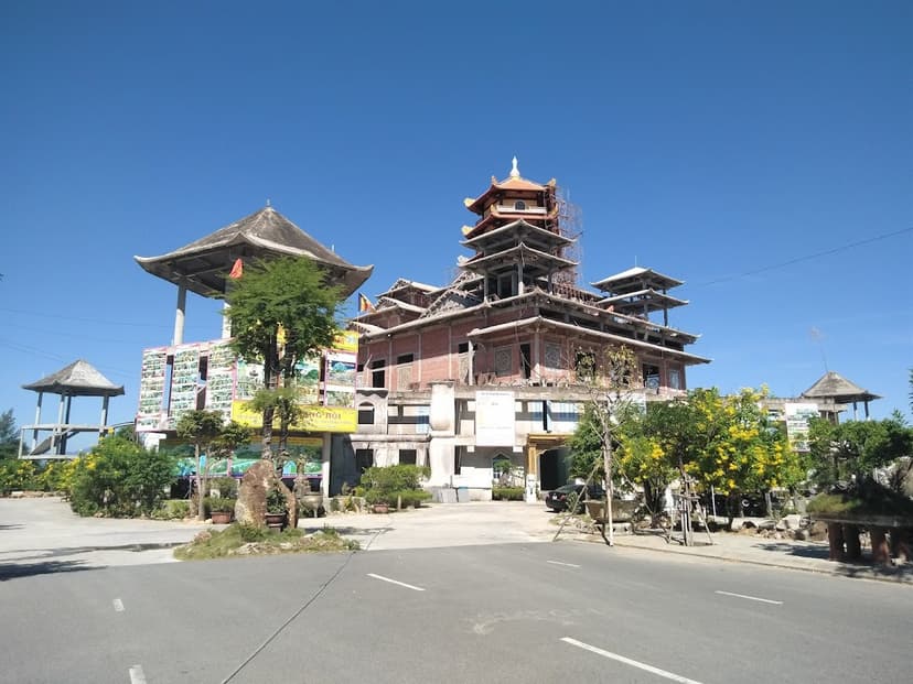 Quan Am Pagoda (Marble Mountains)