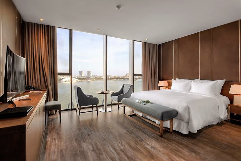 Avora Hotel