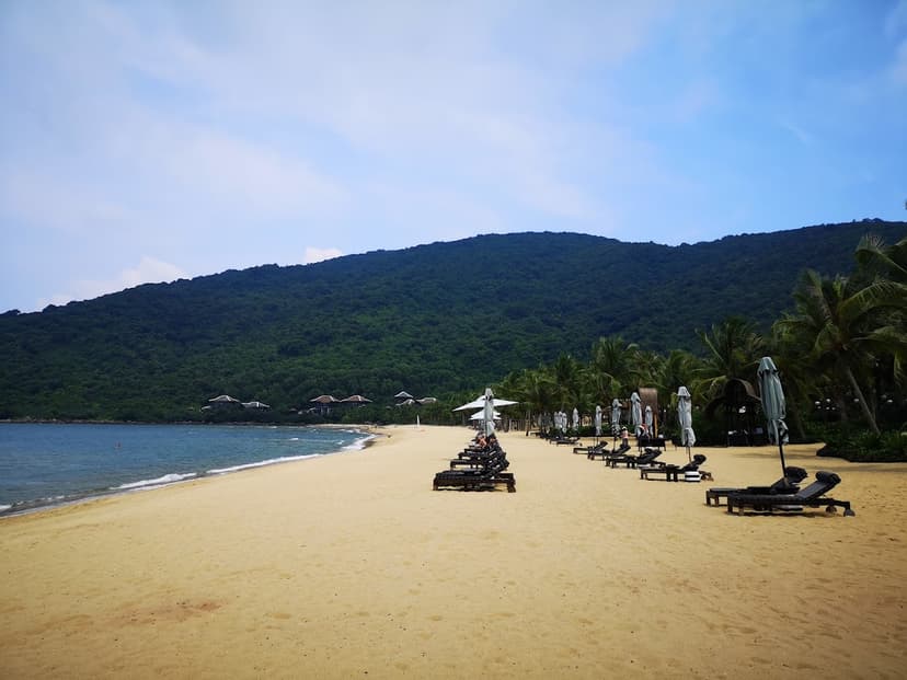 Bai Bac Beach (North Beach, InterContinental private)