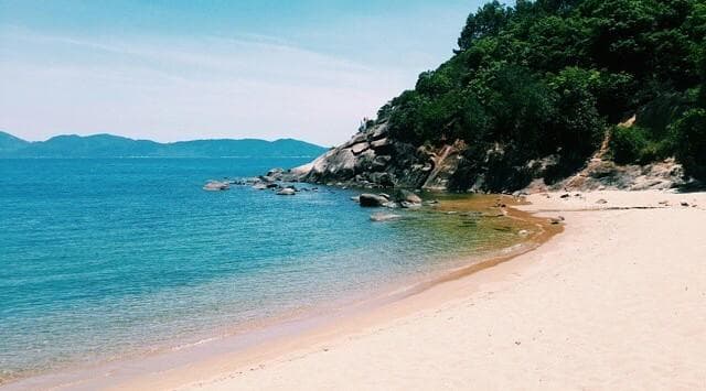 Bai Cat Beach