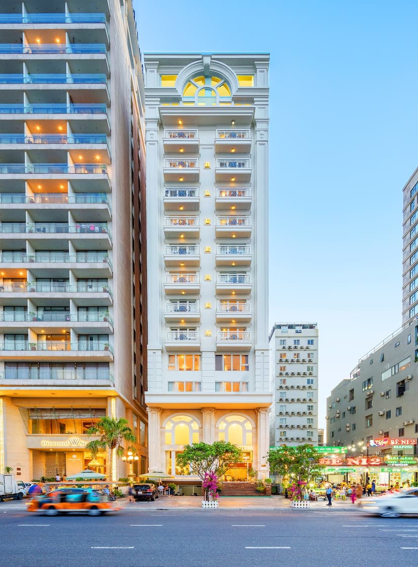 BlueSun Danang Beach Hotel