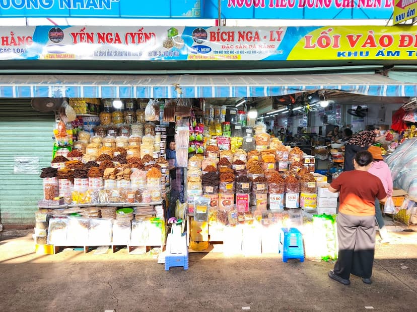 Con Market — Da Nang wholesale food market