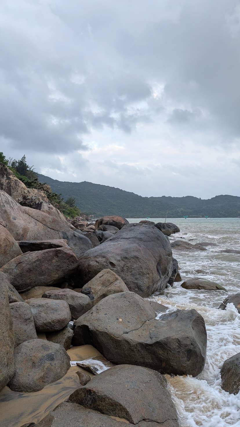 Đền Bà Càn Khôn