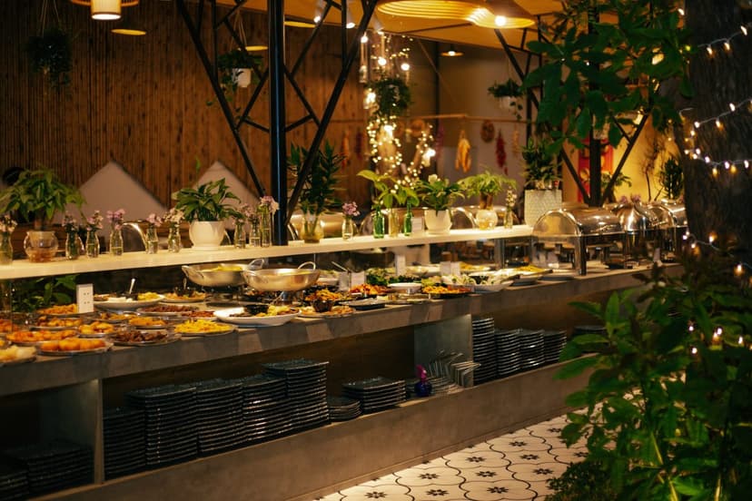 Dốc Mộc Buffet (seafood buffet)