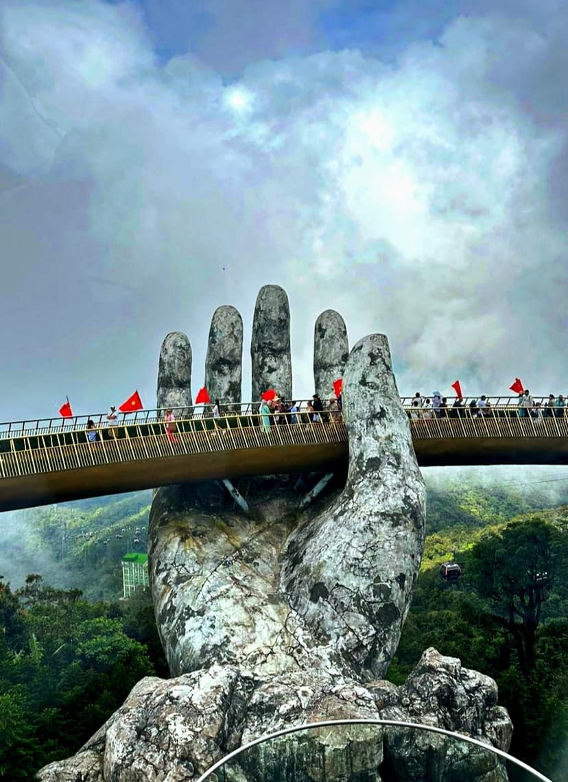 Golden Bridge (Cau Vang)