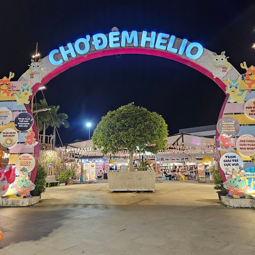 Helio Night Market