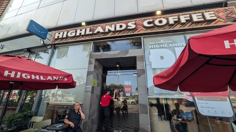 Highlands Coffee - Indochina