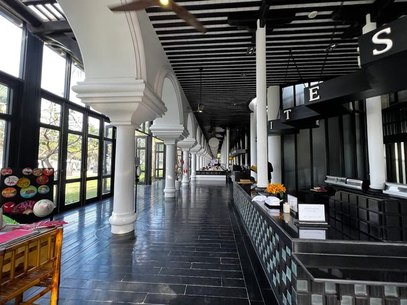 The Long Bar